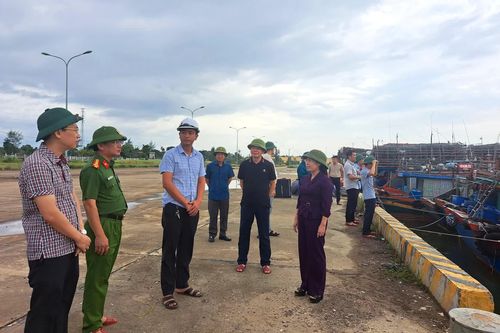 Phường Đồng Hới: Đã kêu gọi 1.222 phương tiện với 4.653 thuyền viên vào bờ
