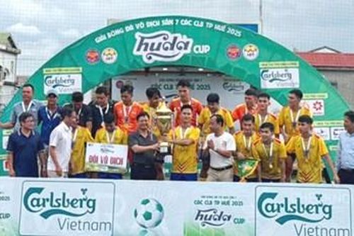 FC Cori đăng quang giải bóng đá sân 7 các câu lạc bộ TP. Huế 2025