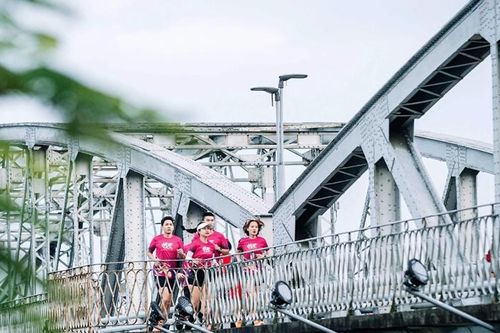 Phát triển thành phố với bản sắc riêng
