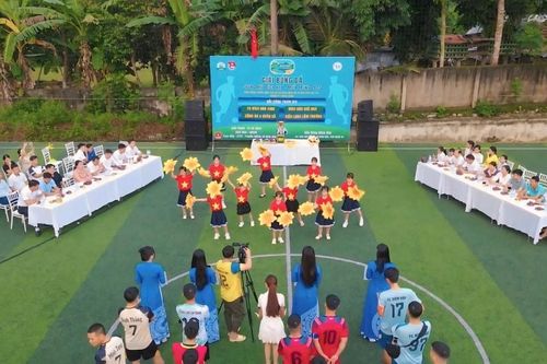 Chung một Bích Hào 2025: Hơn 65 triệu đồng nâng bước học sinh nghèo