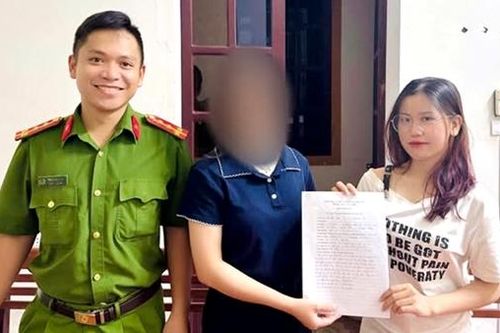 Trả lại hơn 2,2 tỷ đồng cho người chuyển nhầm tài khoản