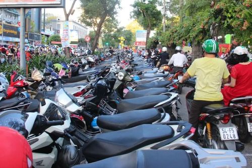 Hà Nội bố trí 100 điểm trông giữ xe cho người dân