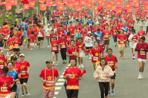 Giải chạy 'Việt Nam tôi đó' lập kỷ lục ý nghĩa