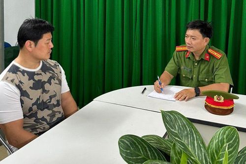 'Ông trùm' mại dâm người Hàn ở TP.HCM: Công an tiết lộ từng có tới 12 tiền án