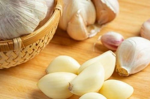 Kết hợp tỏi và nghệ - Bí quyết tăng sức đề kháng bảo vệ sức khỏe