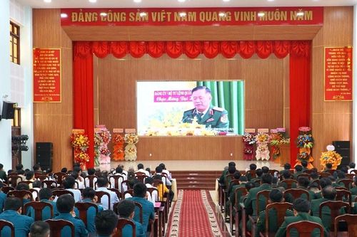 Lâm Đồng: Gặp mặt 80 năm Ngày truyền thống lực lượng vũ trang Bình Thuận