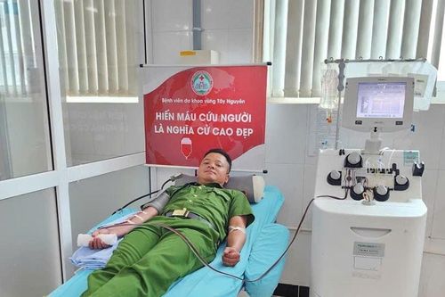 Lâm Đồng: Cán bộ Công an xã vượt 70km hiến tiểu cầu cứu người