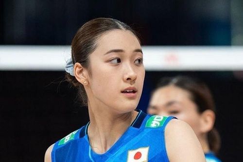 Yoshino Sato - hoa khôi mới của bóng chuyền Nhật Bản