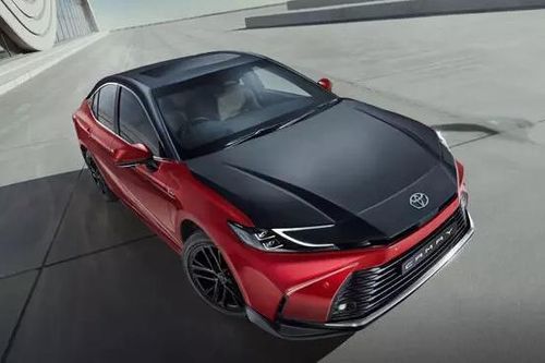 Toyota Camry thể thao hơn với phiên bản Sprint Edition