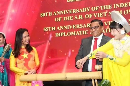Quan họ Bắc Ninh, nhạc cụ dân tộc gắn kết Việt Nam - Sri Lanka