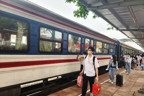 Chạy thêm 7 chuyến tàu Hà Nội - Hải Phòng dịp Quốc khánh 2-9