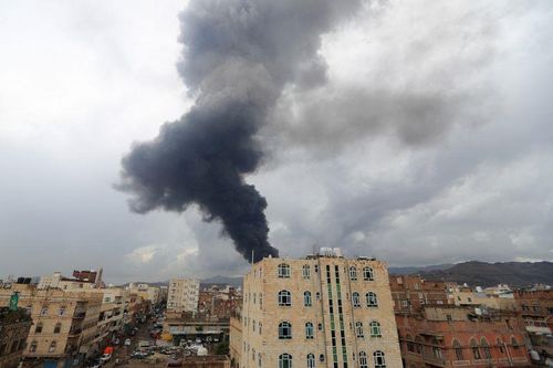 Israel không kích thủ đô Sanaa của Yemen