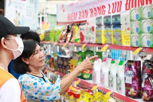 Phát triển kinh tế song hành với an sinh xã hội