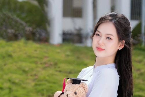 Nữ thủ khoa khối A00 quê Phú Thọ theo học Trường ĐH Ngoại thương