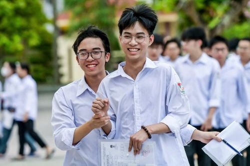 Thí sinh 2K7 lưu ý: Bộ GD&ĐT thông báo thời gian xác nhận nhập học đại học năm 2025