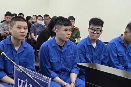 Shipper chuyên giao 'món hàng chết người' ở Hà Nội nhận cái kết đắng