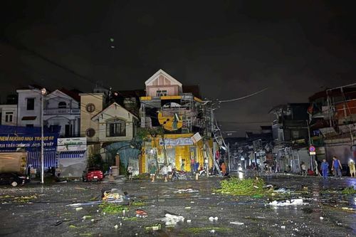 Người tử vong, nhà cửa tan hoang sau cơn giông lốc bất ngờ ở Ninh Bình