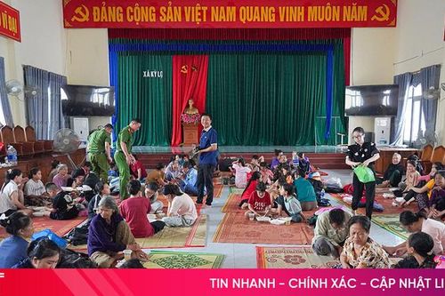 Tình đồng bào ấm áp trong cơn bão dữ
