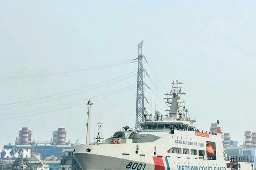 Tàu Cảnh sát Biển hiện đại nhất Việt Nam CBS 8001 thăm Indonesia