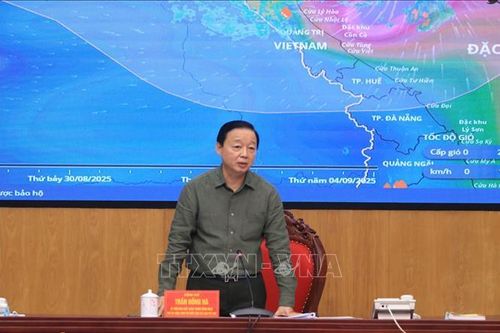 Phó Thủ tướng Trần Hồng Hà: Người dân vùng bão ảnh hưởng không ra đường từ 11 - 18 giờ ngày 25/8