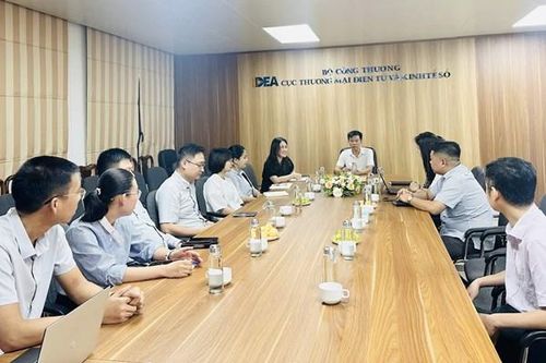 Ký kết hợp tác chiến lược, phát triển thương mại điện tử và kinh tế số Việt Nam
