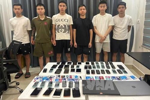 Triệt phá đường dây cho vay nặng lãi qua tài khoản iCloud