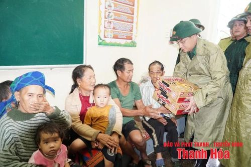 Các xã miền núi di dời người dân ở khu vực nguy hiểm
