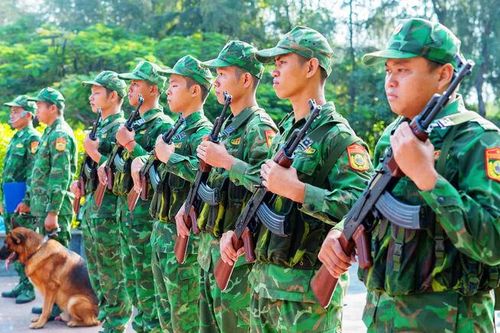 Bảo vệ đường biên, cột mốc thời hội nhập