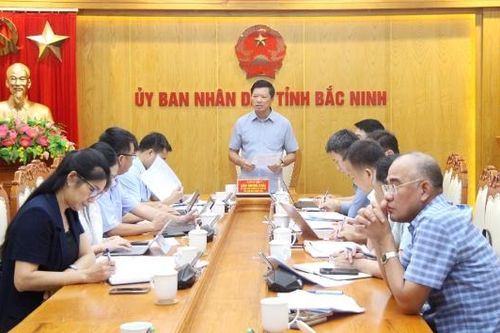 Xem xét kiến nghị của doanh nghiệp và đôn đốc tiến độ các dự án đấu giá quyền sử dụng đất