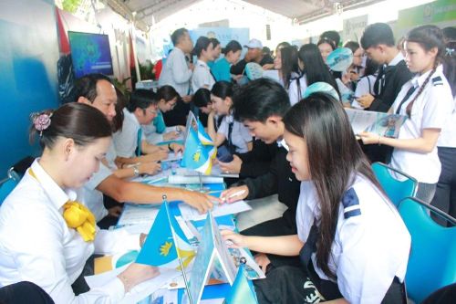 Ngày hội Việc làm: Bước chuẩn bị thiết thực để vận hành Sân bay Long Thành