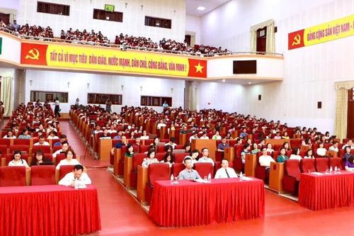 Sở Giáo dục và Đào tạo: Bồi dưỡng chính trị hè năm 2025