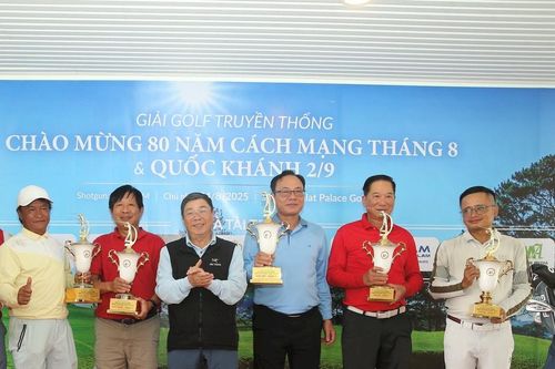 120 golfer tham dự giải Golf kỷ niệm Quốc khánh 2/9