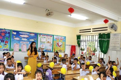 Hơn 677.000 học sinh Lâm Đồng tựu trường vào sáng 25 tháng 8