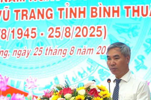 Gặp mặt 80 năm Ngày truyền thống lực lượng vũ trang Bình Thuận