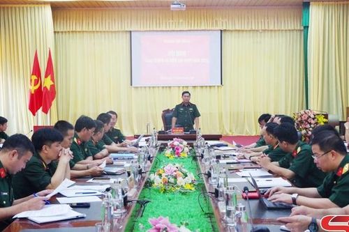Giao nhiệm vụ diễn tập khu vực phòng thủ năm 2025.