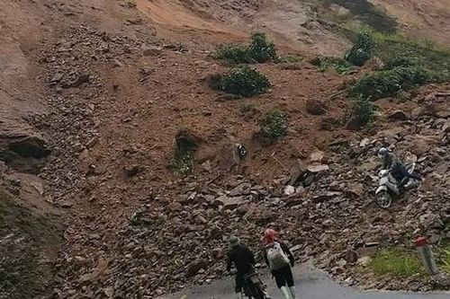 Tuyên Quang: Phân luồng giao thông ĐT177 đoạn Bắc Quang - Xín Mần sau sạt lở taluy