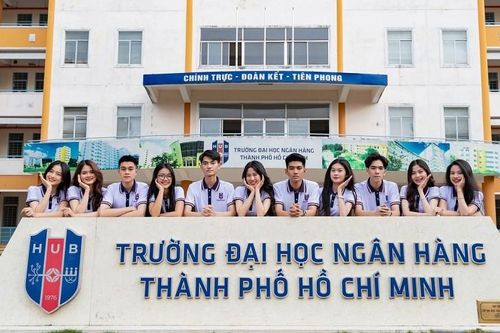 Đại học Ngân hàng TP. Hồ Chí Minh lấy điểm chuẩn ngành AI 19,49 điểm