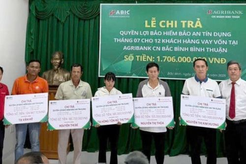 Bảo hiểm Agribank chi nhánh Khánh Hòa chi trả hơn 1,7 tỷ đồng cho khách hàng