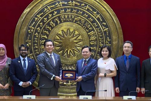 Thúc đẩy hợp tác nghị sĩ trẻ Việt Nam – Malaysia, hướng tới Cộng đồng ASEAN đoàn kết, bền vững