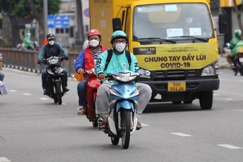 60% shipper thuê trọ, xe điện đối mặt thách thức hạ tầng