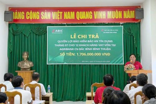 Bảo hiểm Agribank chi nhánh Khánh Hòa chi trả hơn 1,7 tỷ đồng cho khách hàng