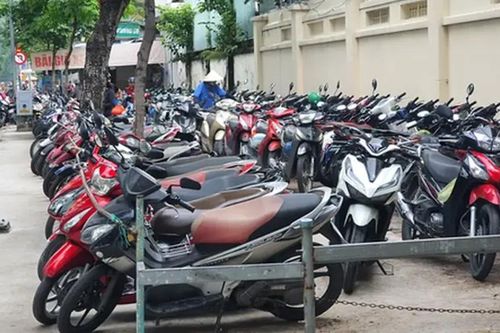 92 điểm gửi xe lý tưởng khi đi xem diễu binh A80