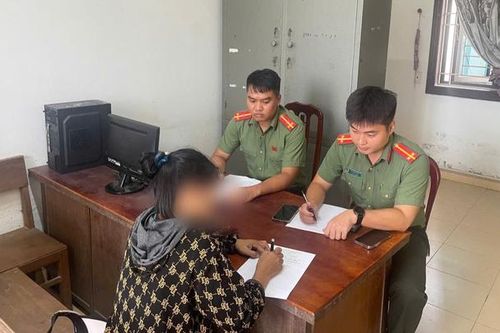 Chia sẻ nội dung xấu độc, sai sự thật, 2 chủ tài khoản Fecebook bị công an triệu tập