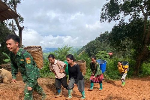 Điện Biên: Đẹp tình quân dân