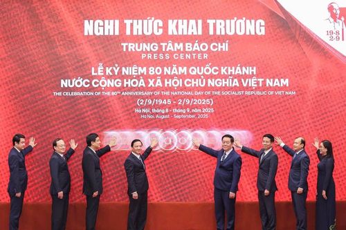 Khai trương Trung tâm Báo chí Lễ kỷ niệm 80 năm Quốc khánh
