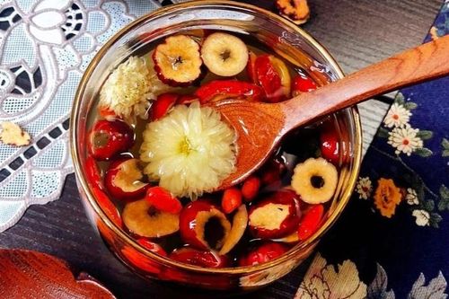 Uống trà táo đỏ kỷ tử mỗi ngày, điều gì xảy ra?