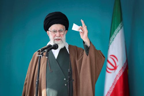Lãnh tụ tối cao Iran lên tiếng về ông Trump