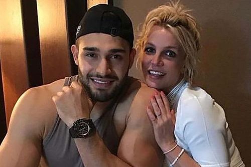 Chuyện gì đang xảy ra với Britney Spears?