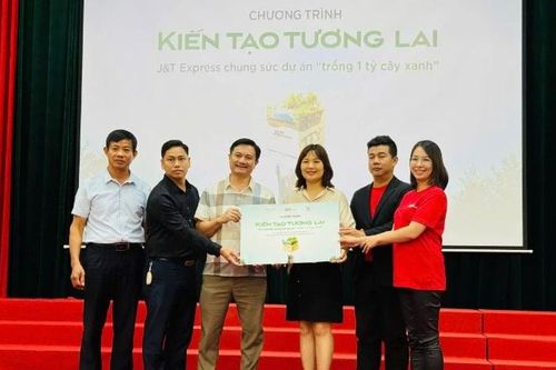 Chung tay kiến tạo lối sống xanh