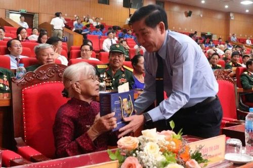 Bắc Ninh gặp mặt kỷ niệm 80 năm Cách mạng Tháng Tám và Quốc khánh 2/9
